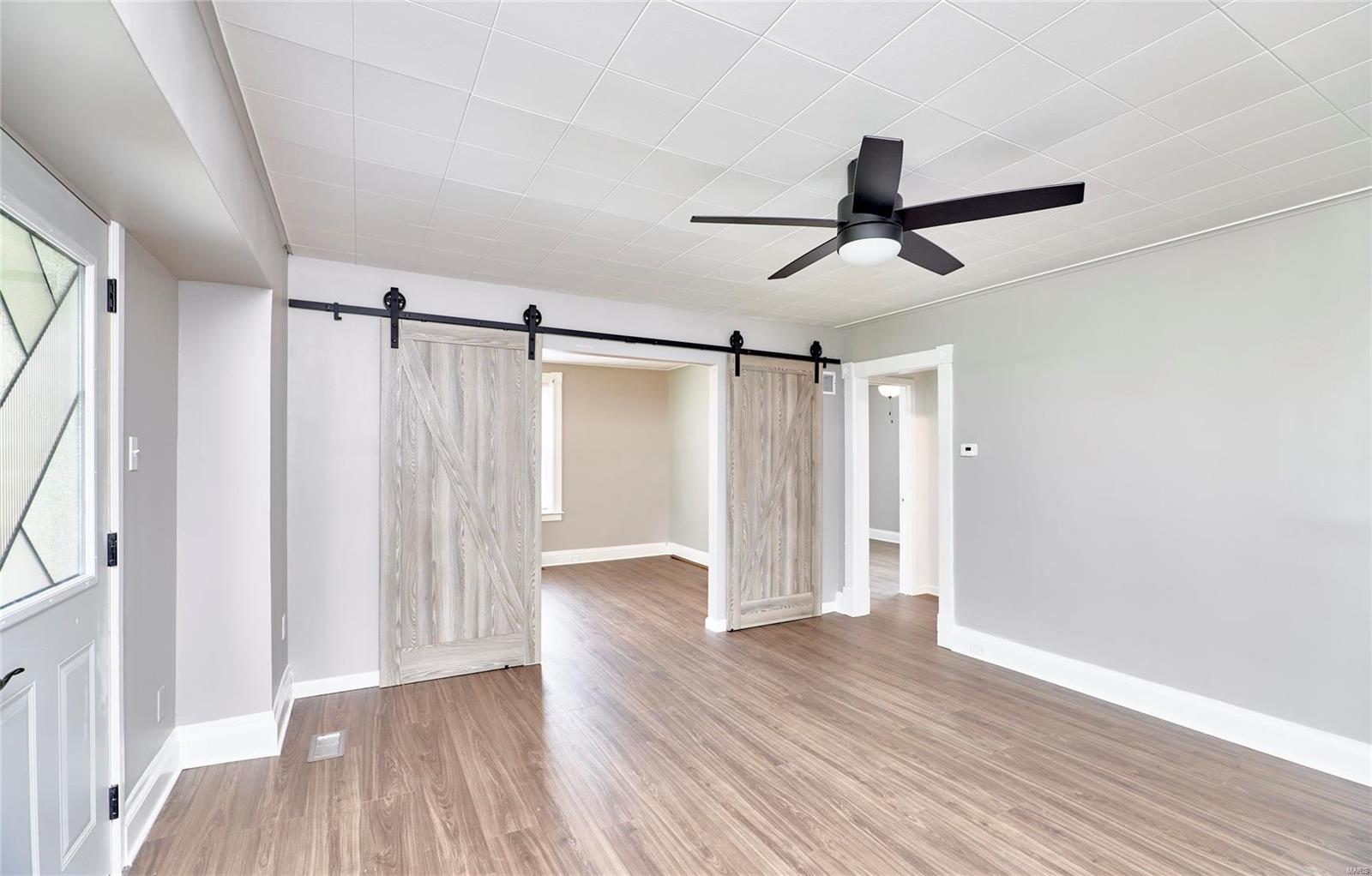 9429 Holtwood Road St. Louis, MO 63114 - Photo 9 of 73