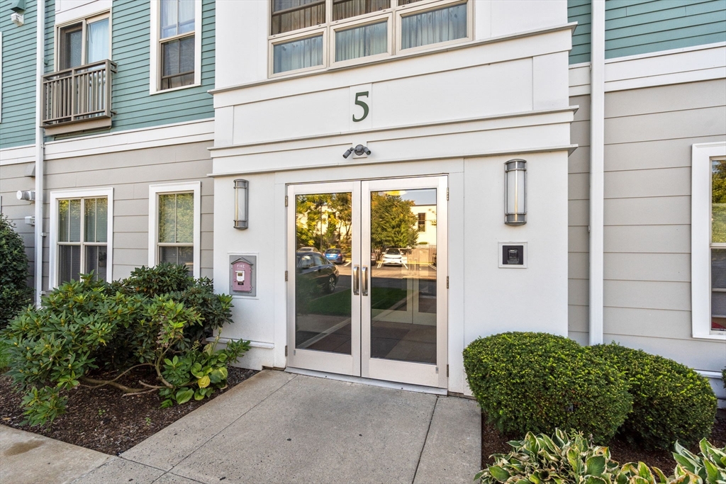 5 Repton Place, Unit 5103 Watertown, MA 02472 - Photo 2 of 19