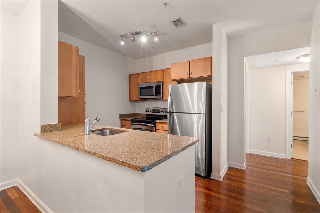 5 Repton Place, Unit 5103 Watertown, MA 02472 - Photo 5 of 19