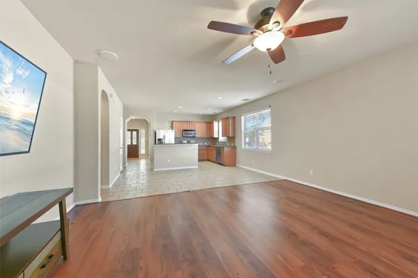 $2,500 | 1903 Highland Point Court, Pearland, TX 77581