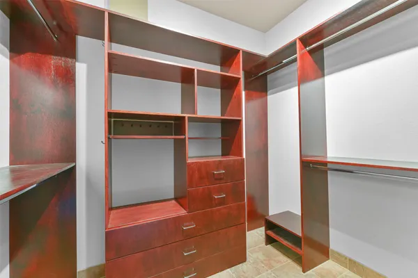 $2,500 | 1903 Highland Point Court, Pearland, TX 77581