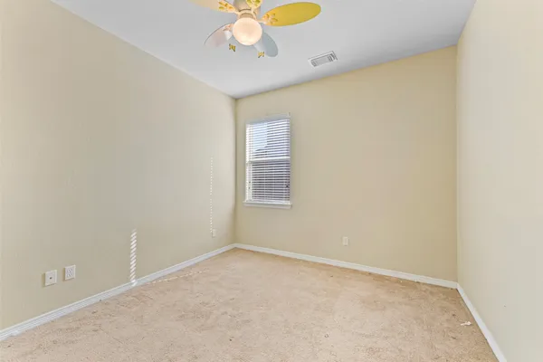 $2,500 | 1903 Highland Point Court, Pearland, TX 77581