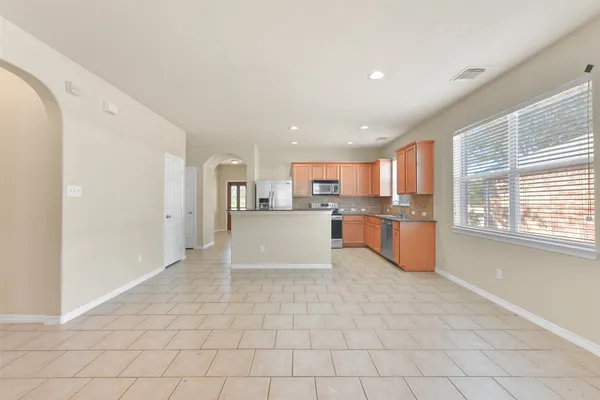 $2,500 | 1903 Highland Point Court, Pearland, TX 77581