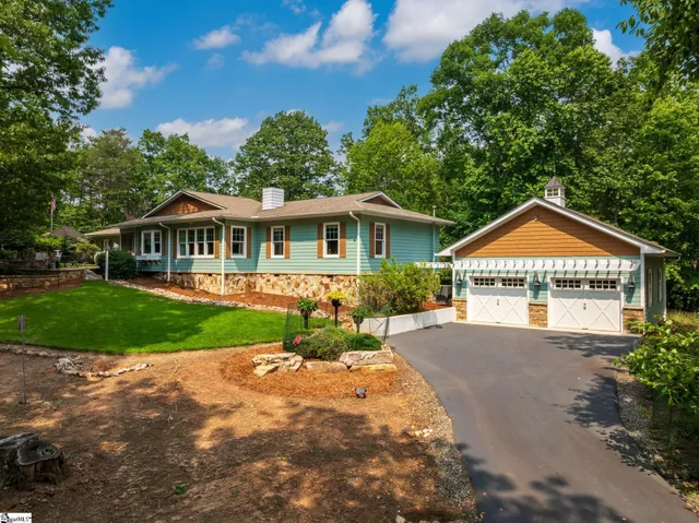 $599,000 | 1165 Mountain Laurel Drive, Columbus, NC 28722