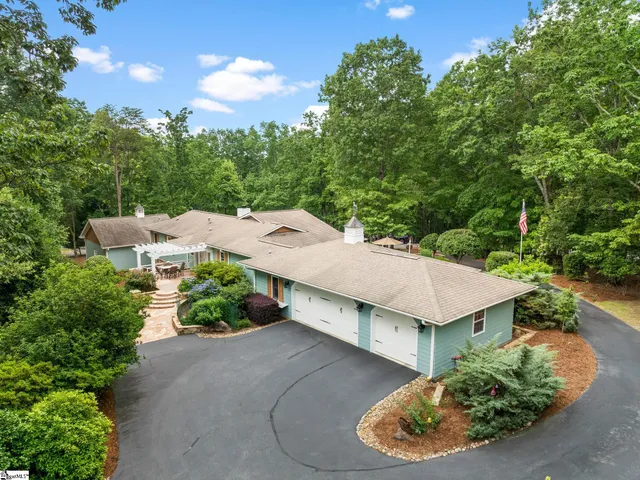 $599,000 | 1165 Mountain Laurel Drive, Columbus, NC 28722