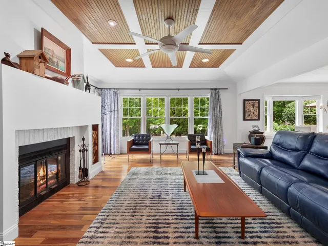 $599,000 | 1165 Mountain Laurel Drive, Columbus, NC 28722