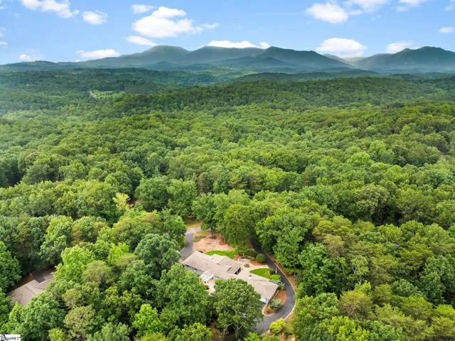 $599,000 | 1165 Mountain Laurel Drive, Columbus, NC 28722