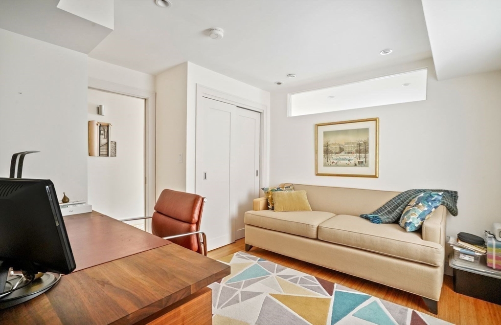 17 Albemarle Street, Unit 1 Boston, MA 02115 - Photo 28 of 40