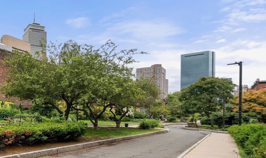 17 Albemarle Street, Unit 1 Boston, MA 02115 - Photo 37 of 40