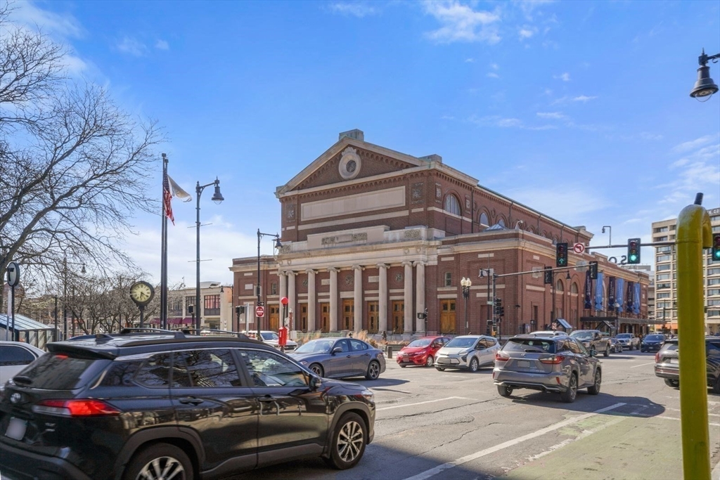 17 Albemarle Street, Unit 1 Boston, MA 02115 - Photo 38 of 40