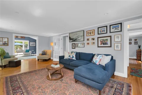 $1,350,000 | 6 Driftwood Lane, Barrington, RI 02806