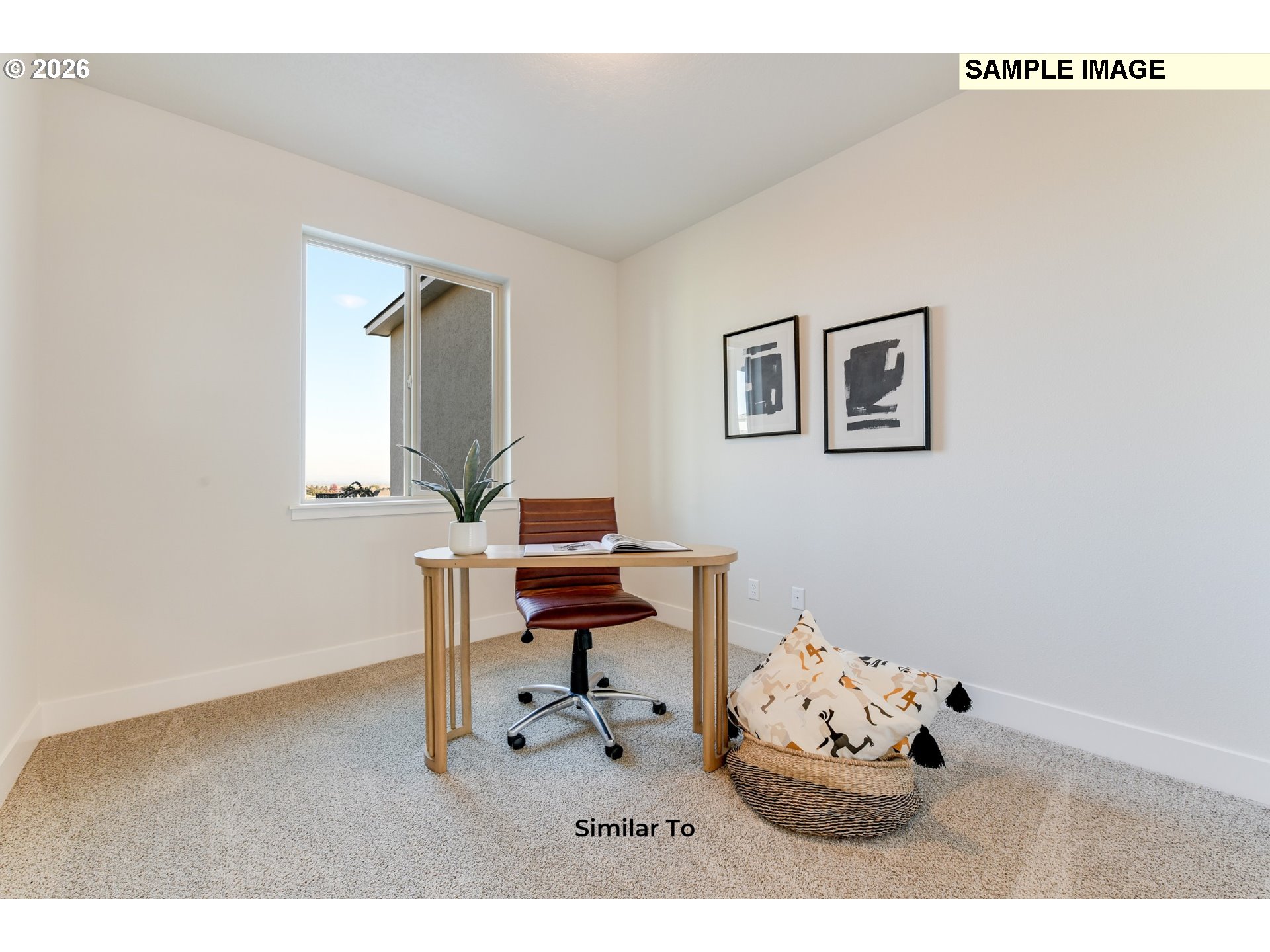 215 Southwest Sparrow Street Boardman, OR 97818 - Photo 3 of 28 a living room with furniture