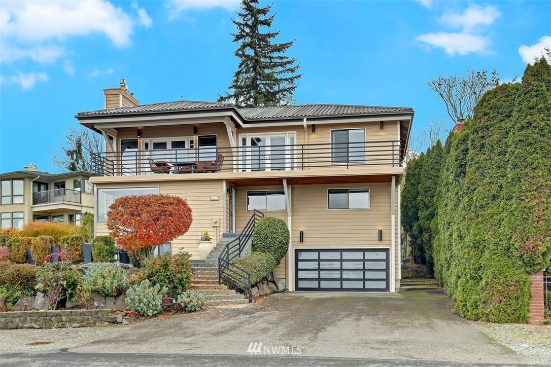 17041 Talbot Road Edmonds, WA 98026 - Photo 19 of 25 a front view of a house with garden