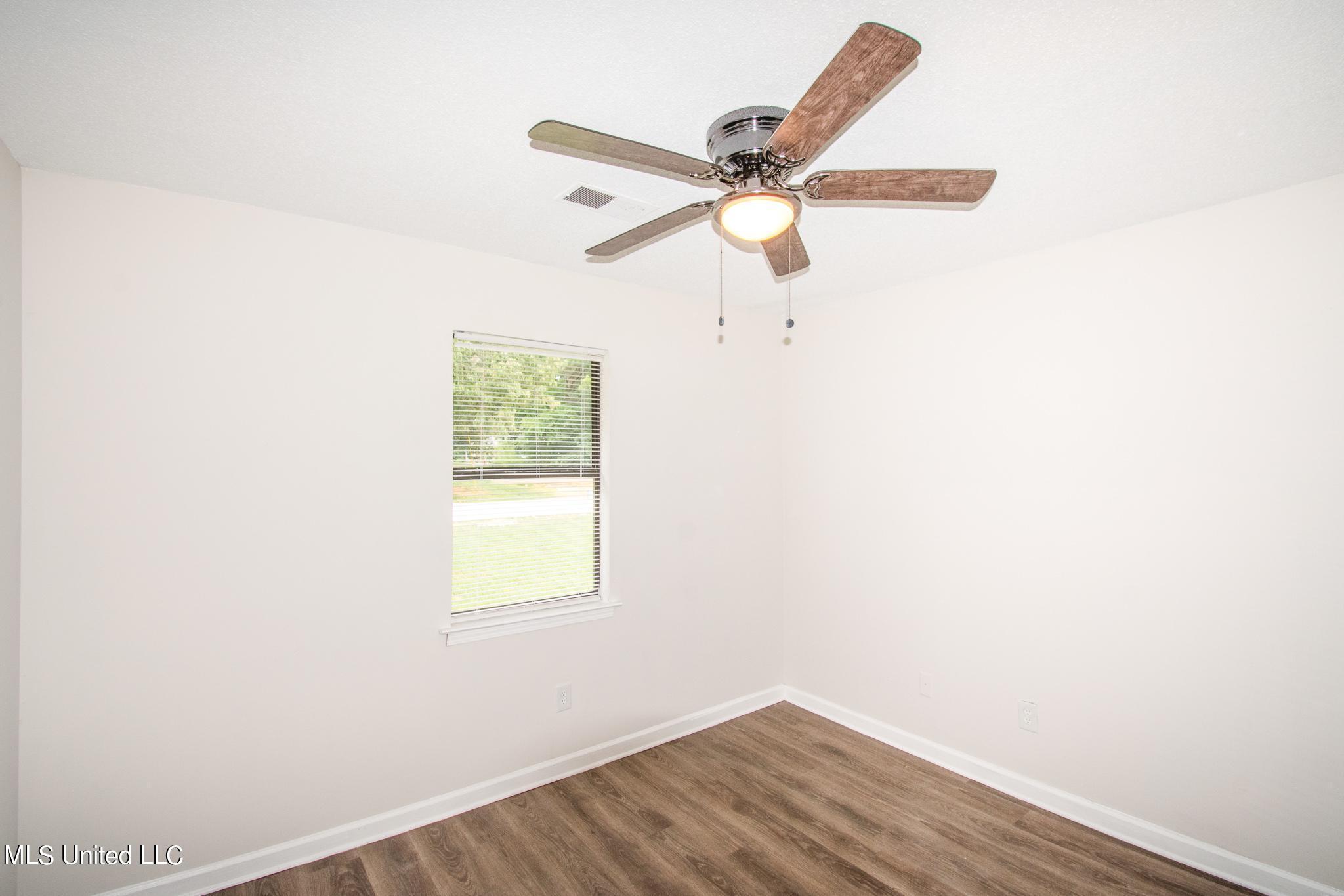 10434 Albert Road Olive Branch, MS 38654 - Photo 7 of 15 DSC_0731_mhbxdve