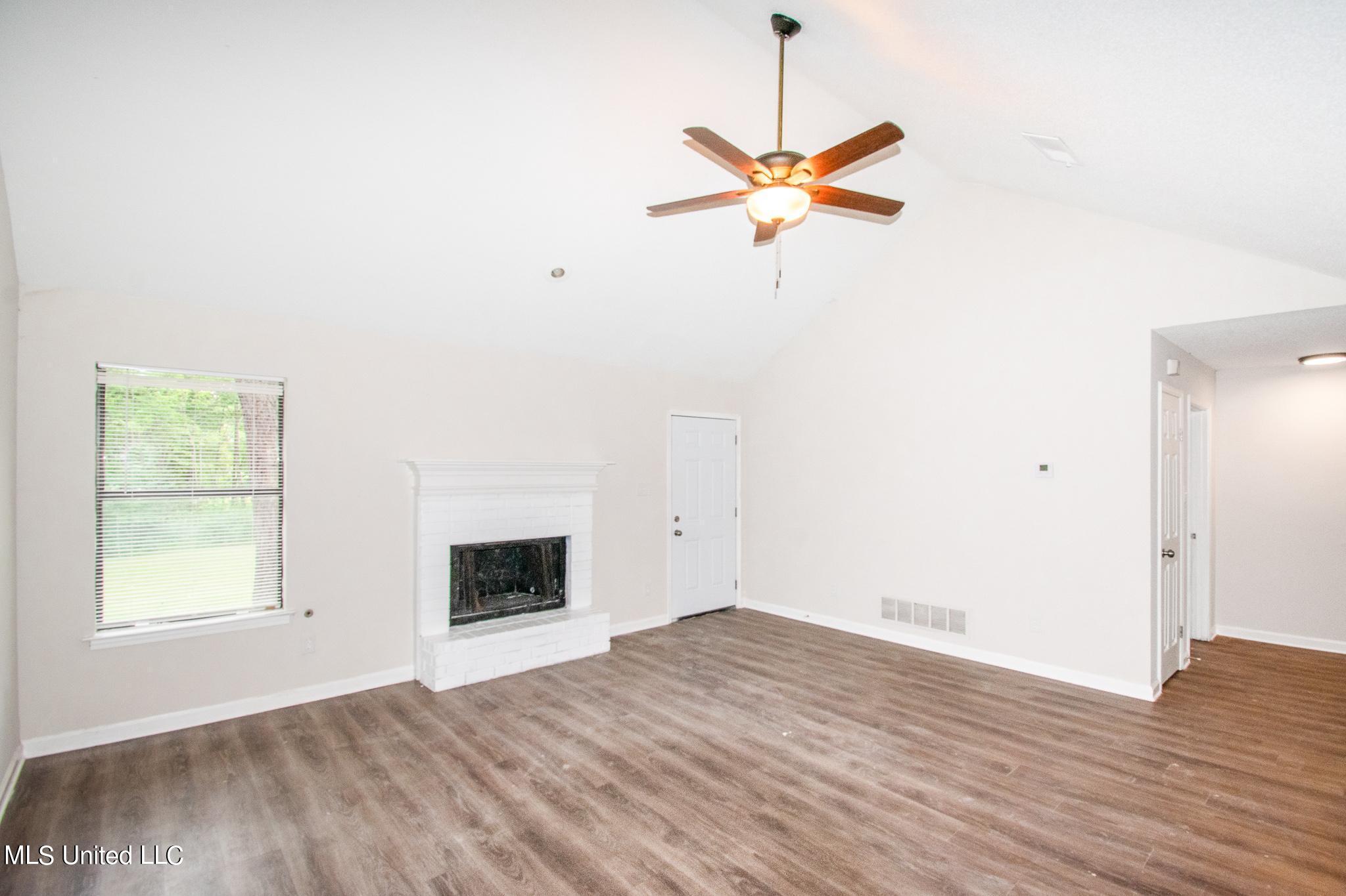 10434 Albert Road Olive Branch, MS 38654 - Photo 8 of 15 DSC_0733_9RydTS8
