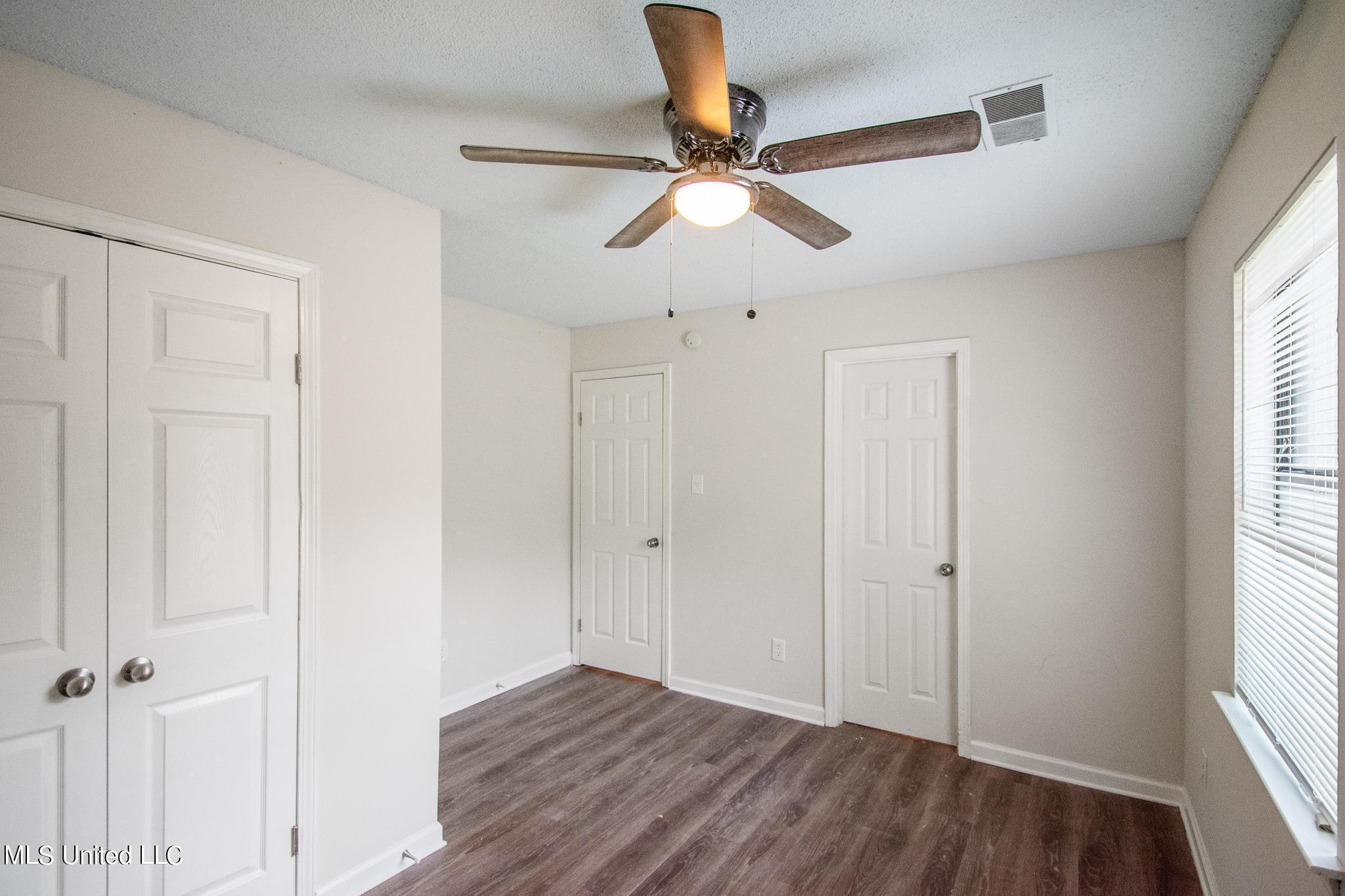 10434 Albert Road Olive Branch, MS 38654 - Photo 10 of 15 DSC_0749_Eof0SOo