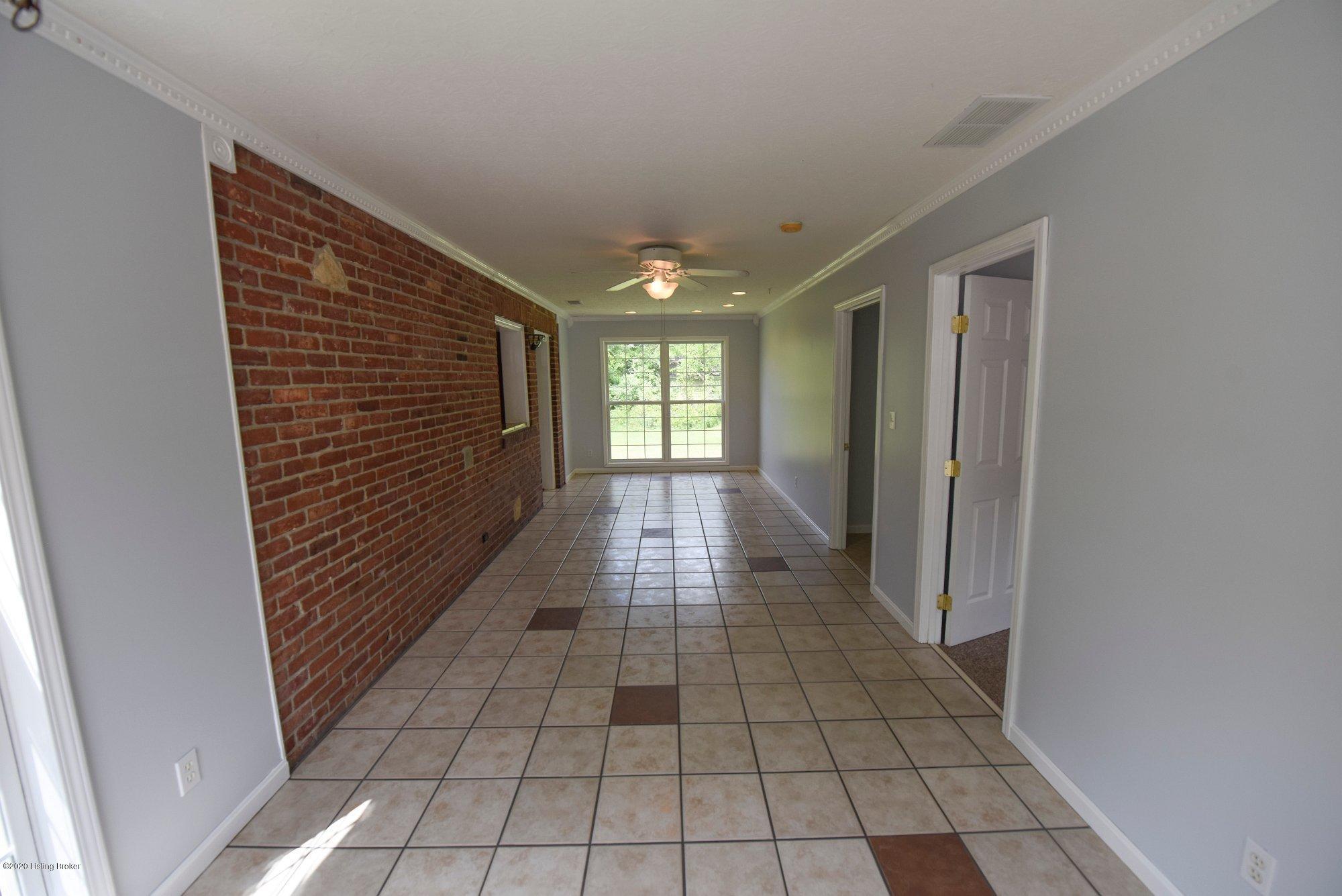 8913 Ferndale Road Louisville, KY 40291 - Photo 12 of 44 8913 Ferndale Rd