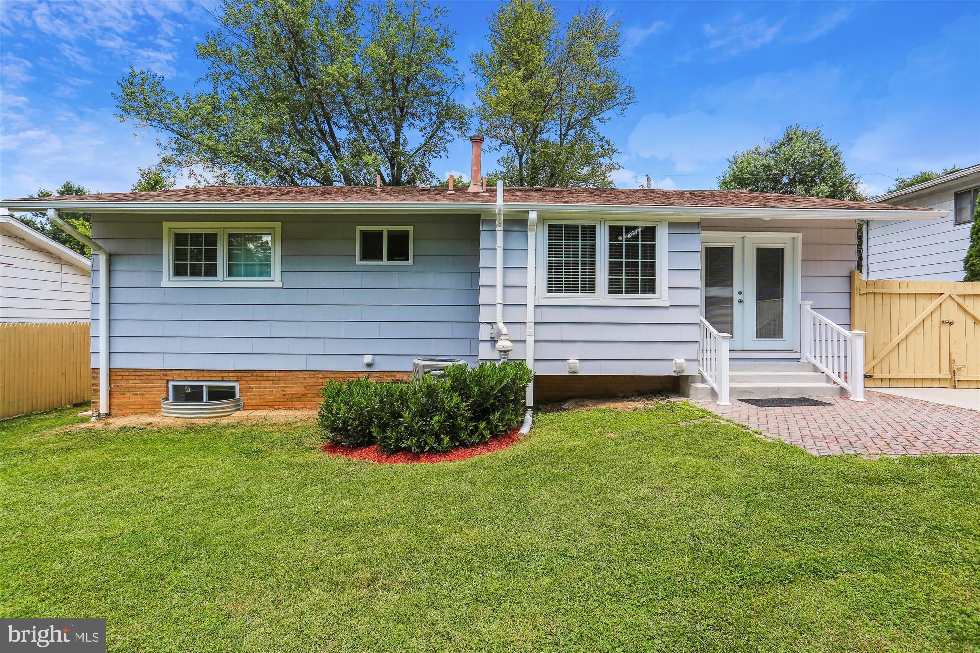3910 Minden Road Silver Spring, MD 20906 - Photo 38 of 42 Backyard, updated steps and railing.