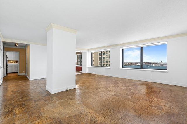 $1,560,000 | 65 East India Row, Unit 15EF, Boston, MA 02110