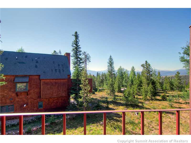 9401 Ryan Gulch Road, Unit 413 Silverthorne, CO 80498 - Photo 19 of 25 Exterior Front.