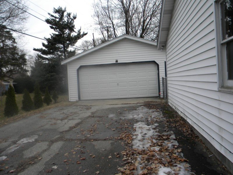 3814 McKeith Road Midland, MI 48642 - Photo 9 of 14 Gallery Image 9