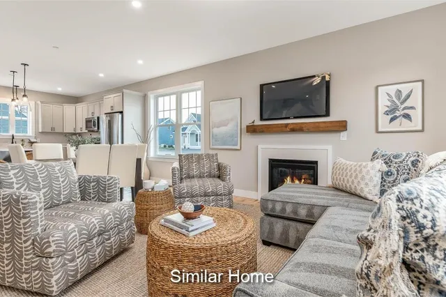 $935,900 | 1 Summerwind Place, Unit 1, Greenland, NH 03840