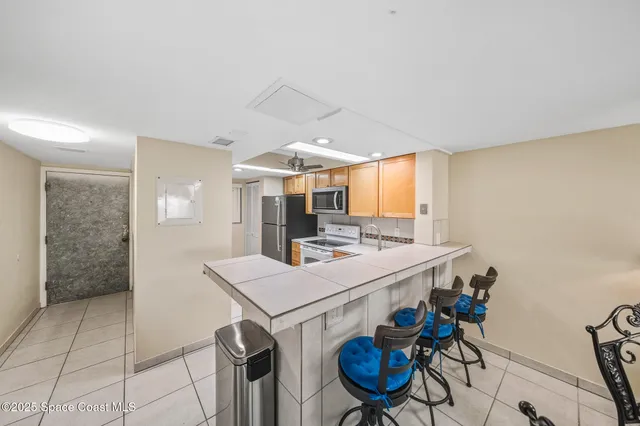 $350,000 | 650 North Atlantic Avenue, Unit 106, Cocoa Beach, FL 32931