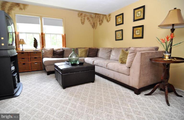 117 Croftley Road Lutherville-Timonium, MD 21093 - Photo 13 of 21 Family Room