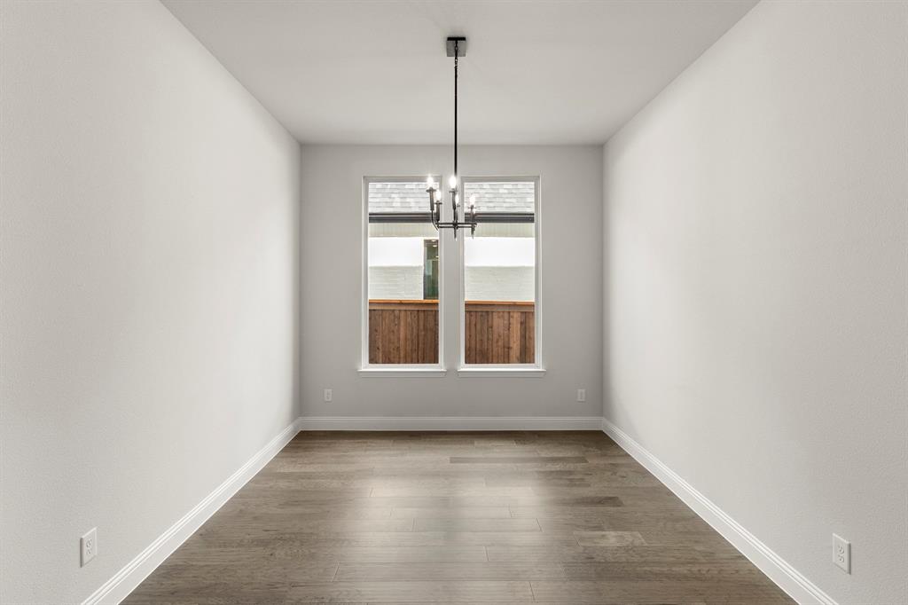 309 Bee Balm Road McKinney, TX 75071 - Photo 12 of 40 07. 309 Bee Balm - Dining (2)