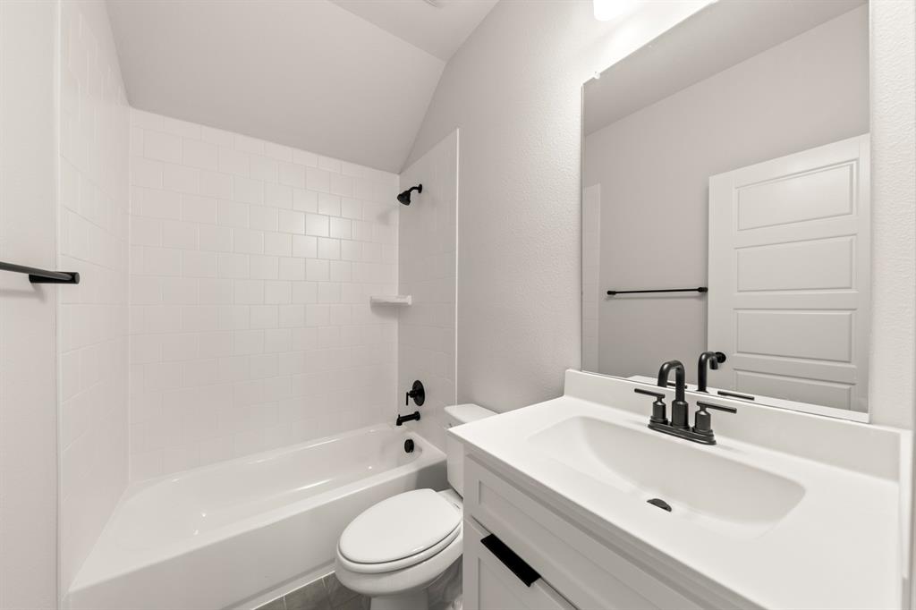 309 Bee Balm Road McKinney, TX 75071 - Photo 34 of 40 23. 309 Bee Balm - 4TH Bath