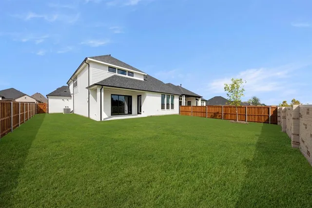 $749,990 | 309 Bee Balm Road, McKinney, TX 75071