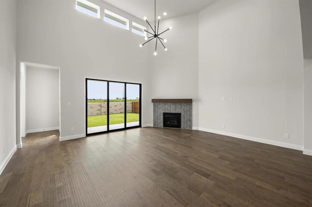 309 Bee Balm Road McKinney, TX 75071 - Photo 10 of 40 Brendan F family room