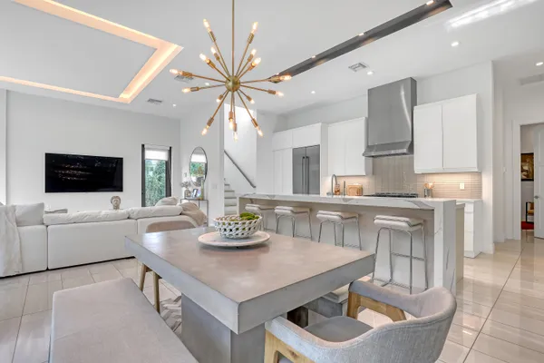 $21,950 | 703 Northeast 5th Street, Delray Beach, FL 33483