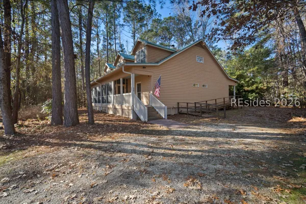 $450,000 | 582 Broad River Road, Ridgeland, SC 29936