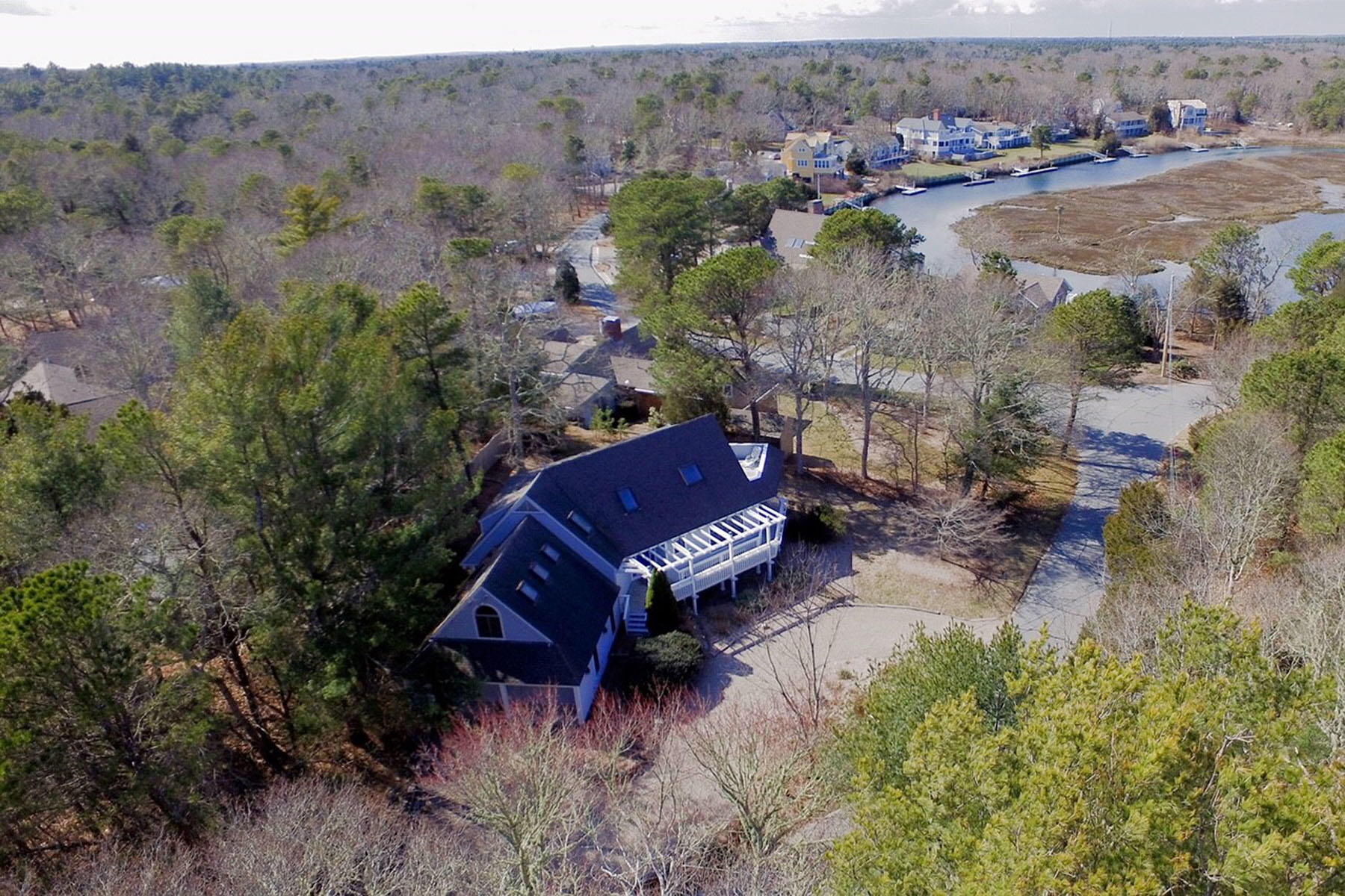 38 Bright Coves Way Mashpee, MA 02649 - Photo 13 of 64 1