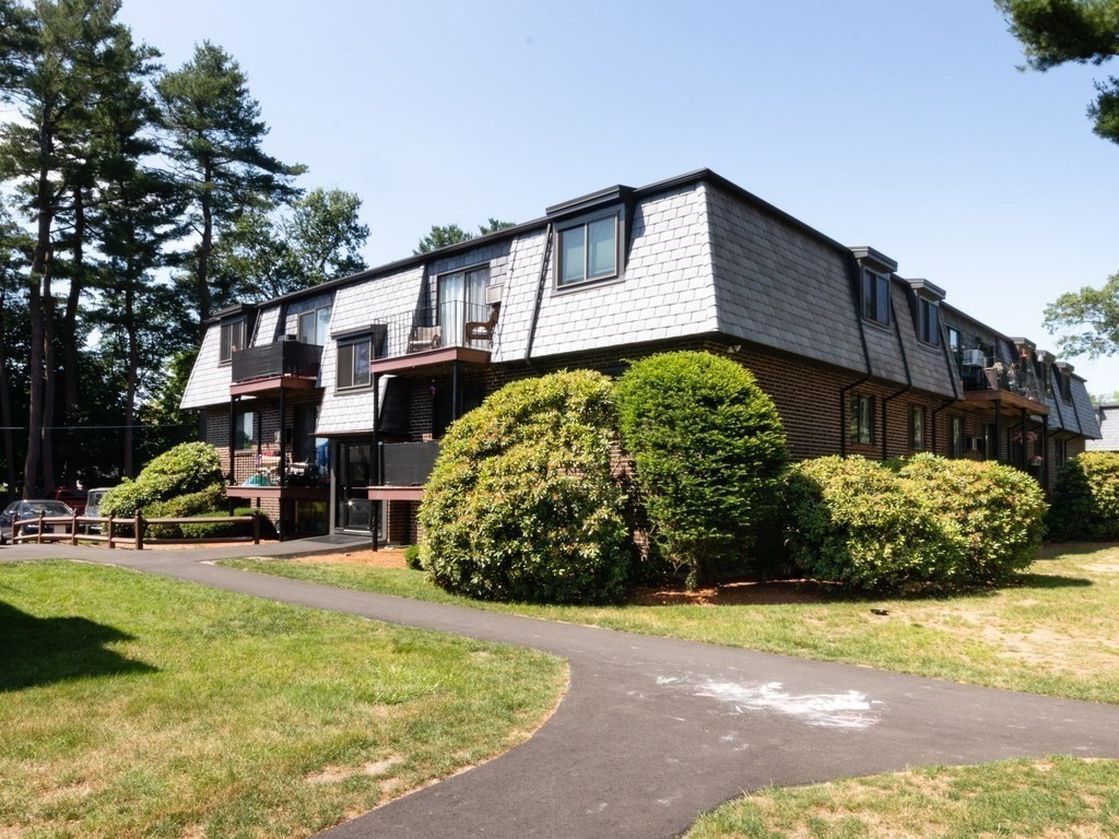 40 Main Street, Unit 10 North Reading, MA 01864 - Photo 10 of 11