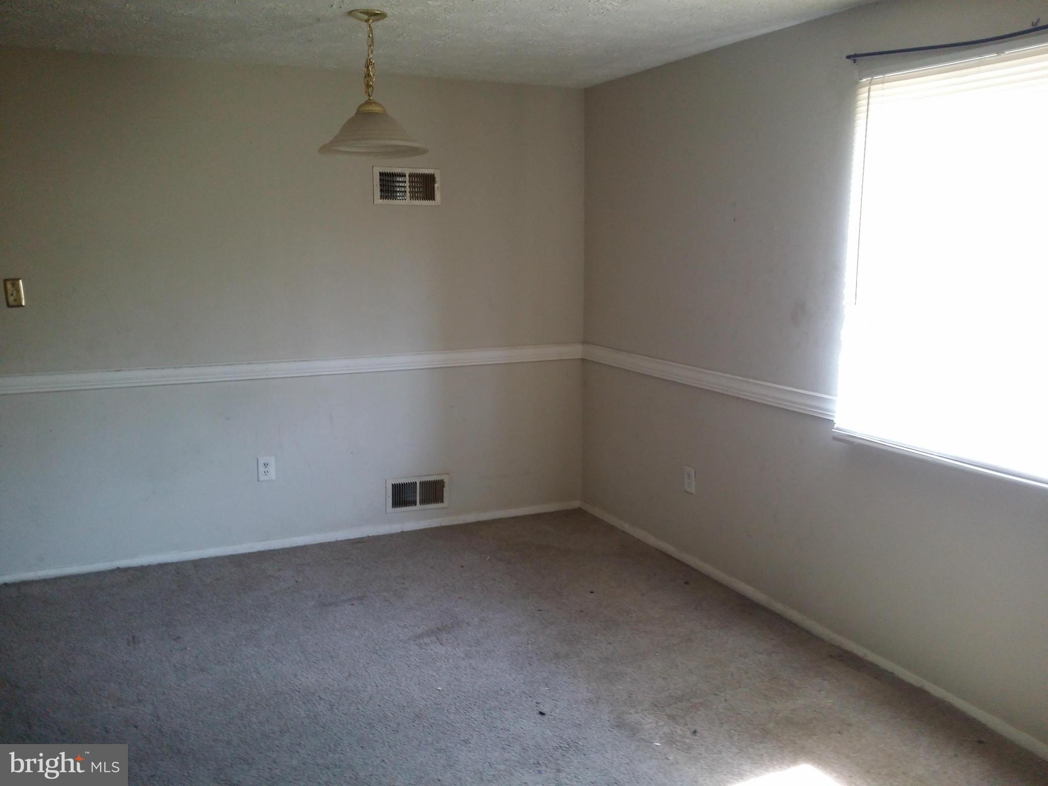 830 Heather Ridge Drive, Unit 22D Frederick, MD 21702 - Photo 8 of 8 Living Room