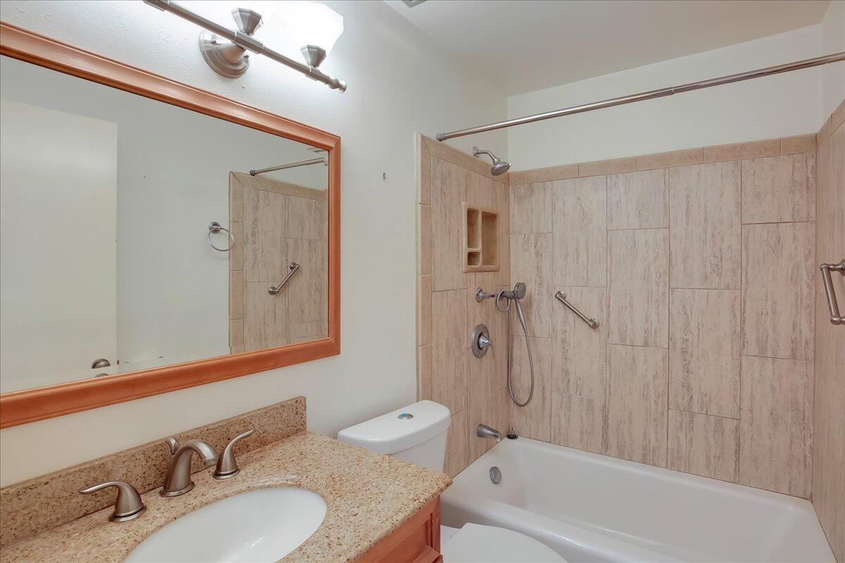 5455 8th Street, Unit 5 Carpinteria, CA 93013 - Photo 17 of 30 Hall Bathroom