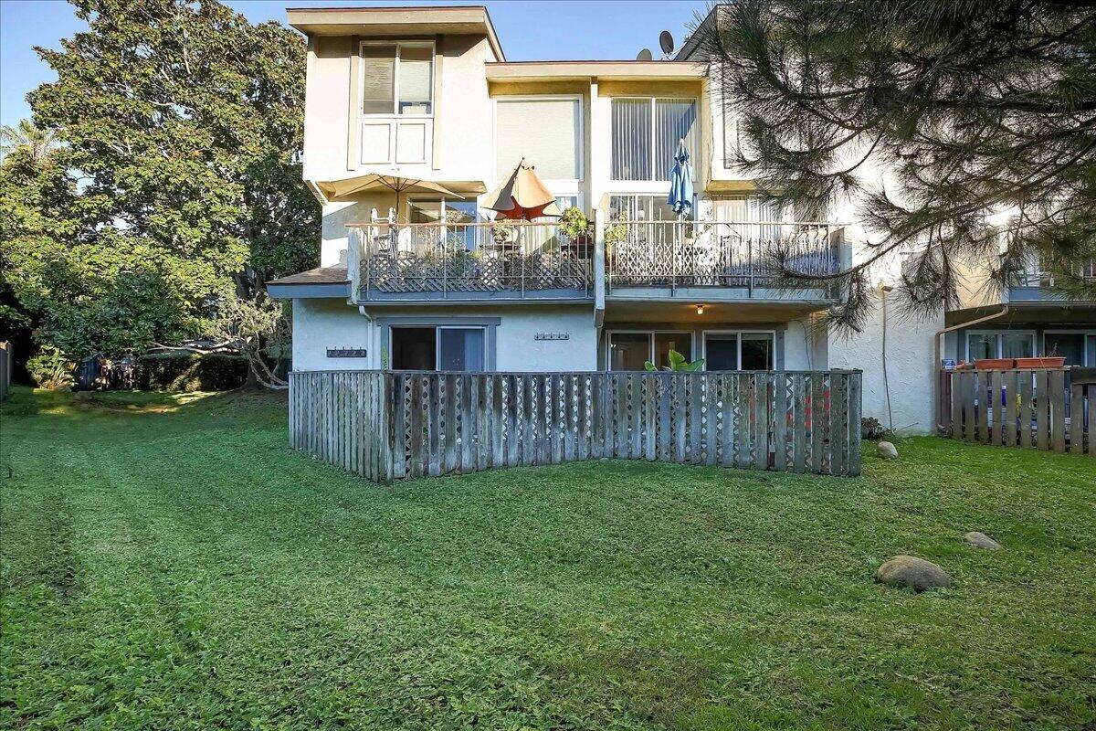 5455 8th Street, Unit 5 Carpinteria, CA 93013 - Photo 19 of 30 Grassy Area