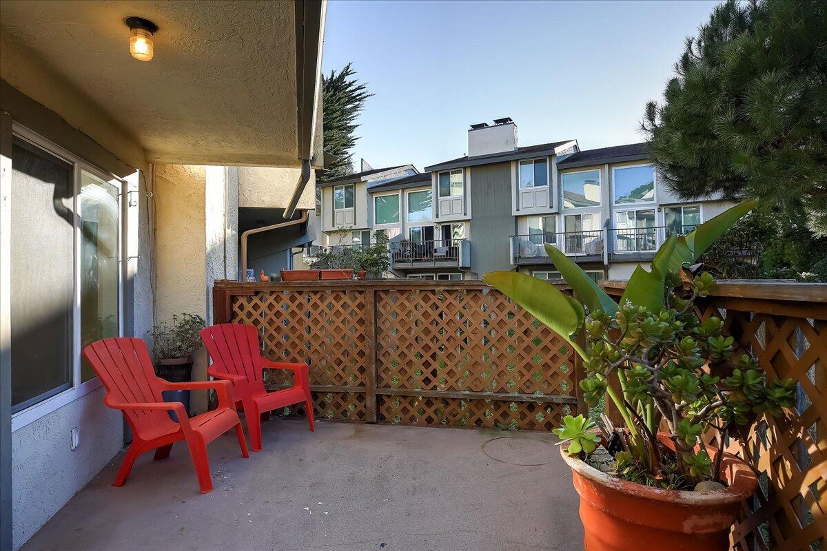 5455 8th Street, Unit 5 Carpinteria, CA 93013 - Photo 21 of 30 Patio