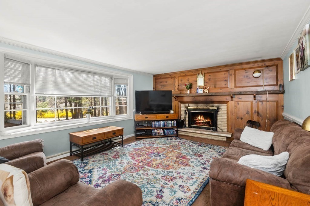 407 Andover Street Georgetown, MA 01833 - Photo 3 of 33 Gallery Image 3