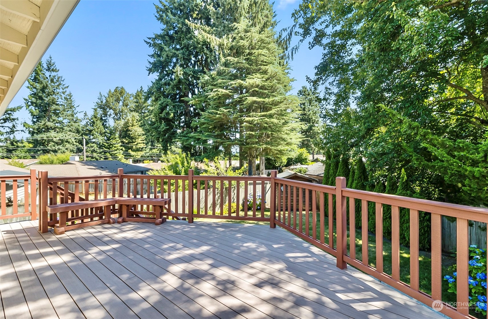 2520 166th Avenue Northeast Bellevue, WA 98008 - Photo 6 of 40 a view of a wooden fence