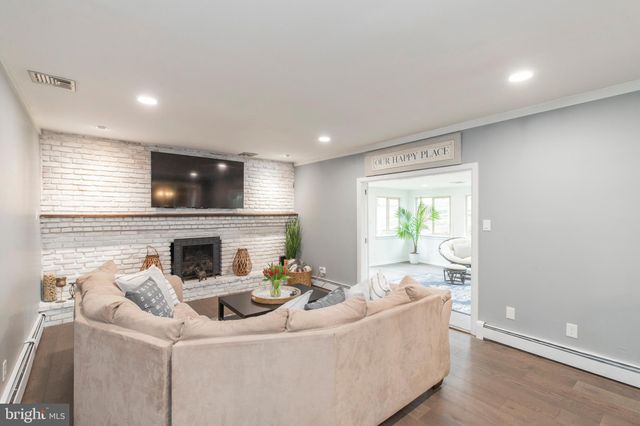 $465,000 | 2413 Oakland Drive, Norristown, PA 19403