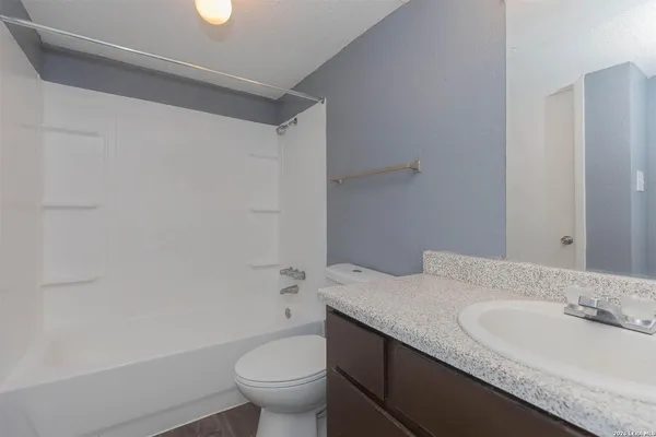 $1,285 | 801 Allen Genoa Road, Unit 104, Houston, TX 77017