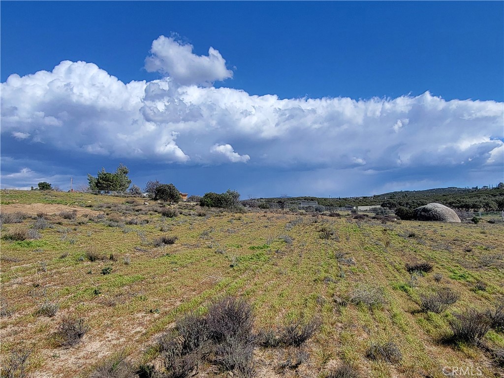 53595 Cave Rock Road Anza, CA 92539 - Photo 11 of 14 a view of a sky