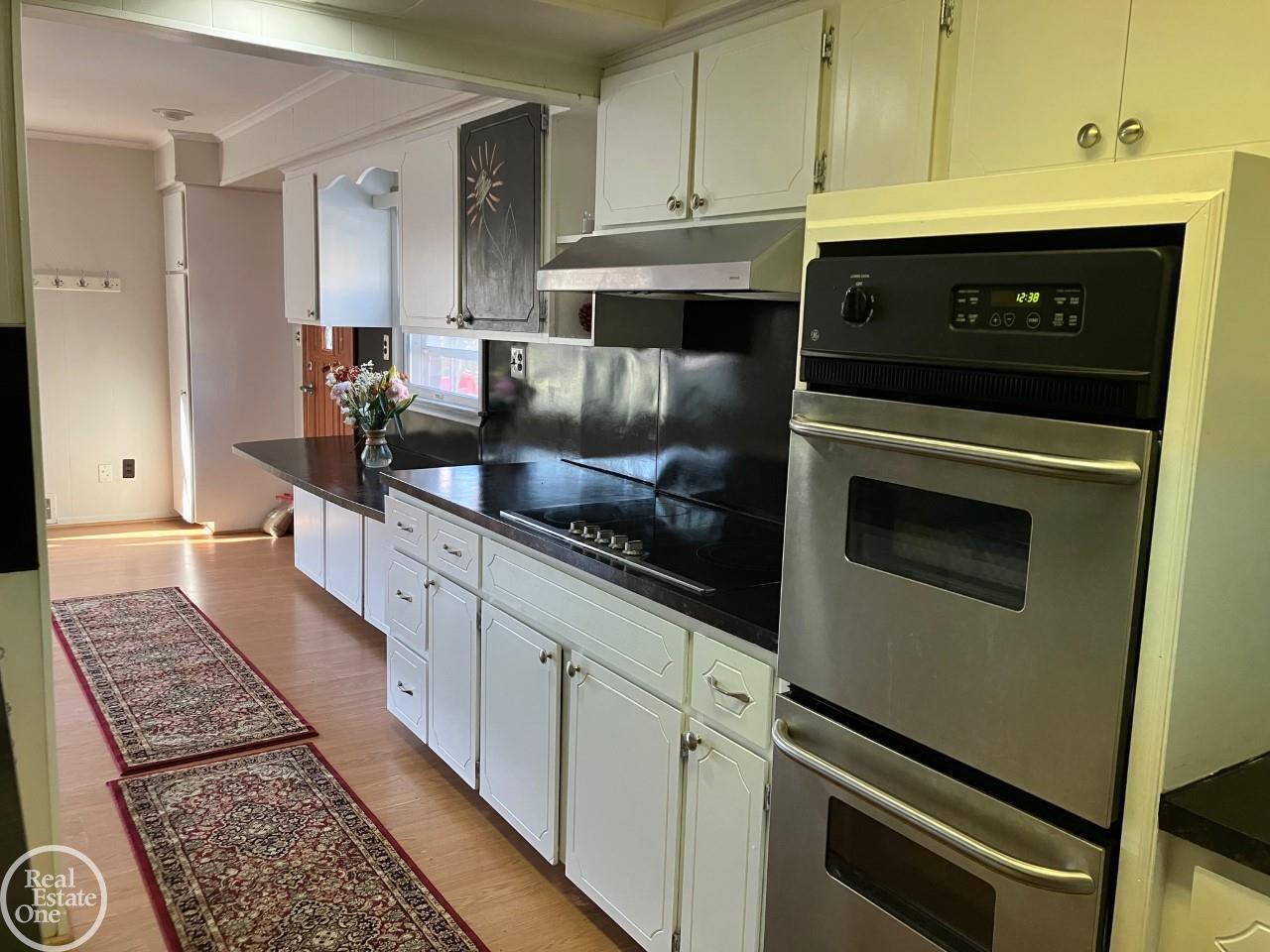 751 Pemberton Road Grosse Pointe, MI 48230 - Photo 10 of 20