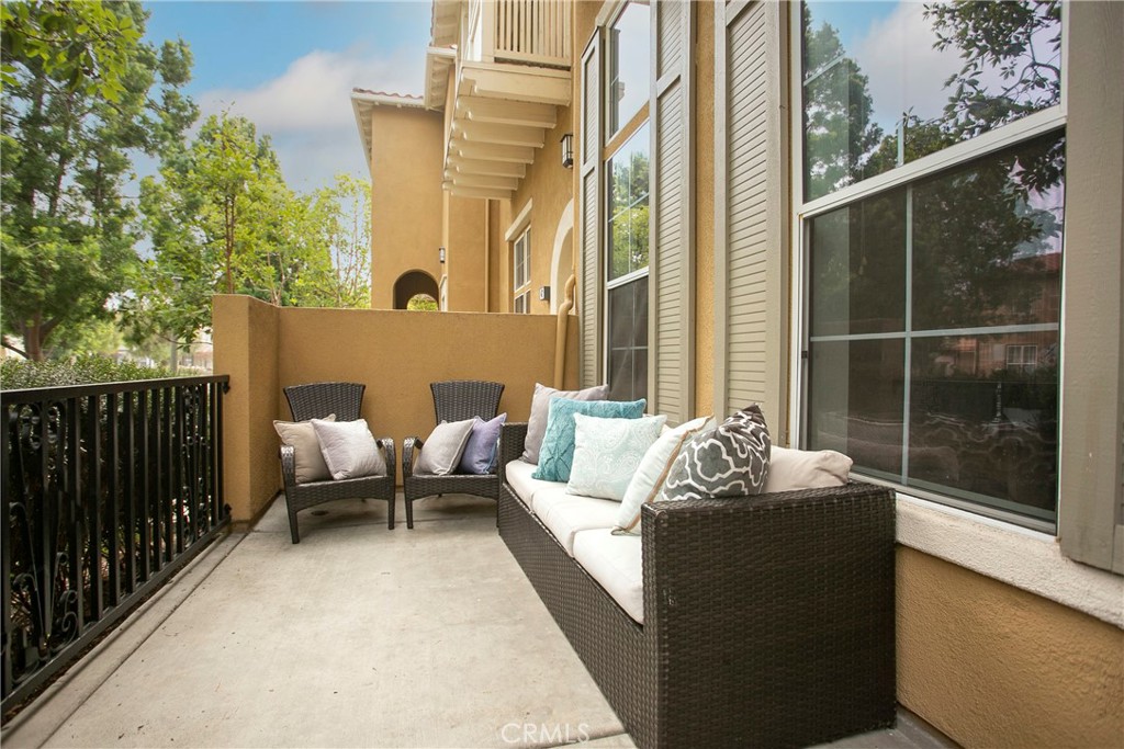 44 Modesto Irvine, CA 92602 - Photo 2 of 36