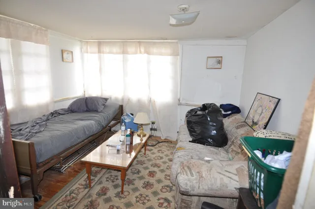 a view of utility room