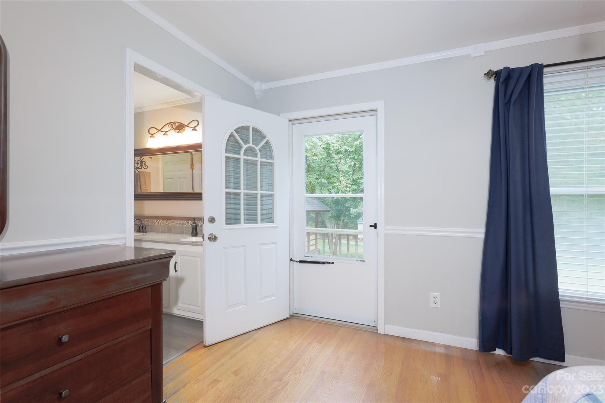 256 Georgewoods Drive Dallas, NC 28034 - Photo 18 of 45 an empty room with windows