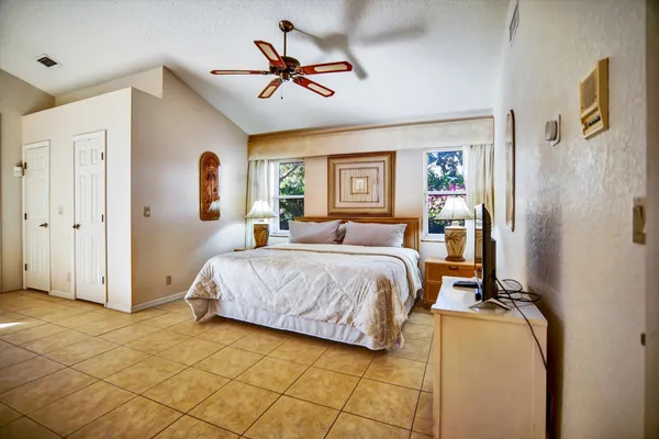 $5,000 | 13471 Miles Standish Port, Palm Beach Gardens, FL 33410